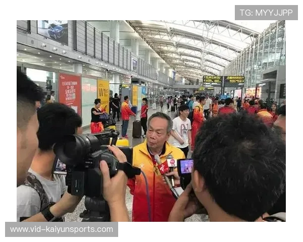 澳门全运会乒乓球票售罄,市民排队体验街头乒乓球台 澳门全运会乒乓球票售罄,市民排队体验街头乒乓球台