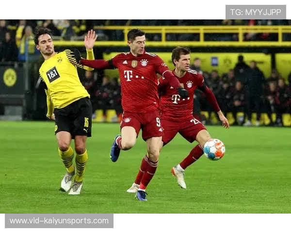 拜仁补时连入两球，3-1逆转圣保利显冠军韧性